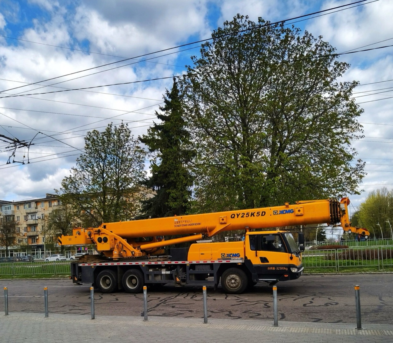 Автокран XCMG 25 тонн (QY25)